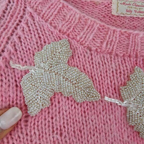 American VTG Womens Sz M Hand Knit Beaded Sweater Pullover Maple Leafs Holiday - Picture 3 of 12